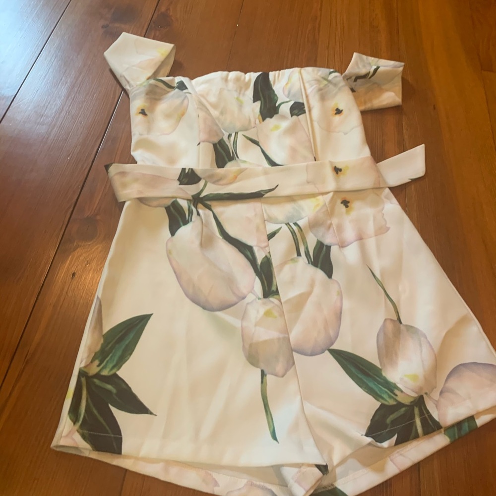 Off shoulder floral romper